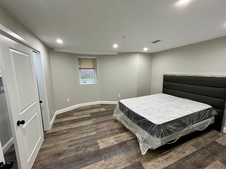 11 Radford Ln #BASEMENT — Photo 6