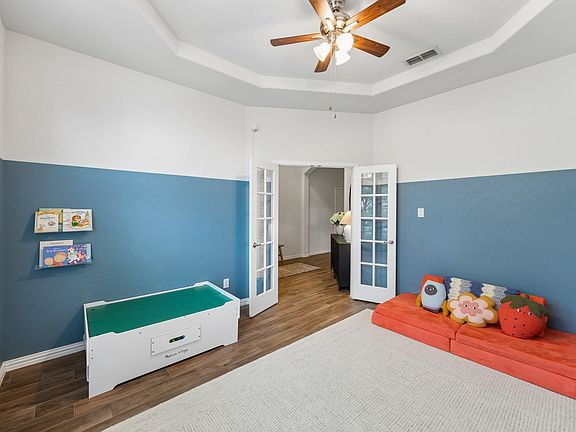 5th image of 2036 Milano Ln