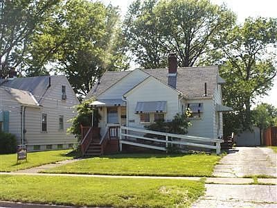 2nd image of 3266 Amherst Ave