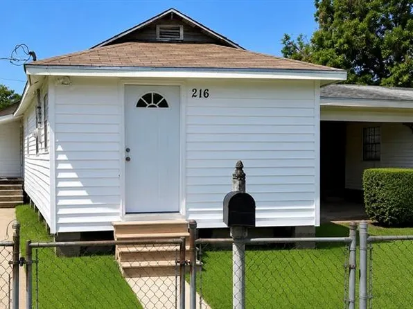 216 5th St, Westwego, LA 70094