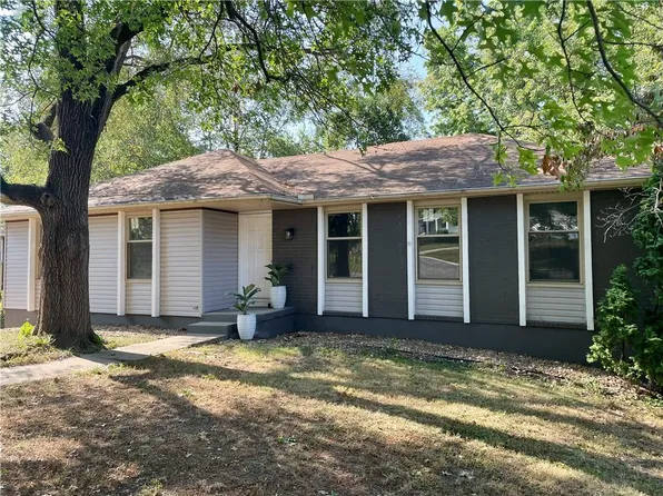 328 Virginia Rd, Excelsior Springs, MO 64024