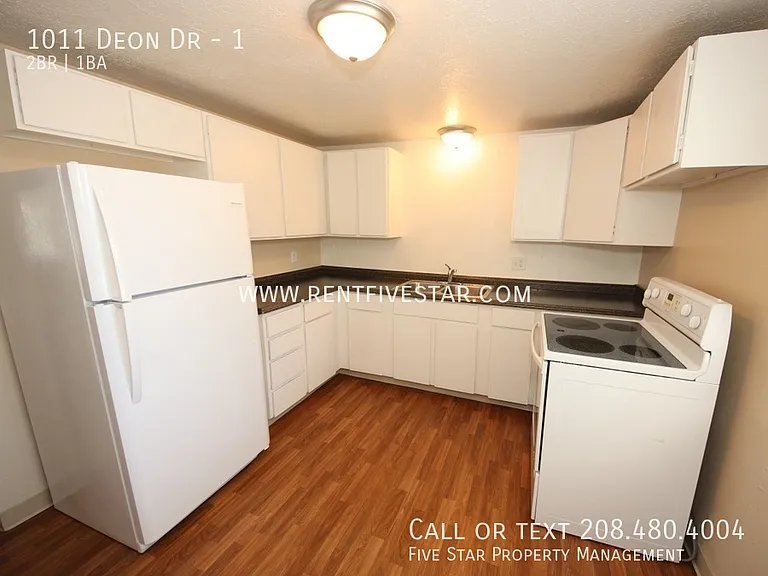 1011 Deon Dr #1 — Photo 6