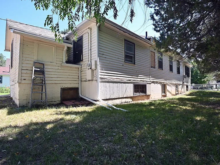 555 Wyoming Ave — Photo 5