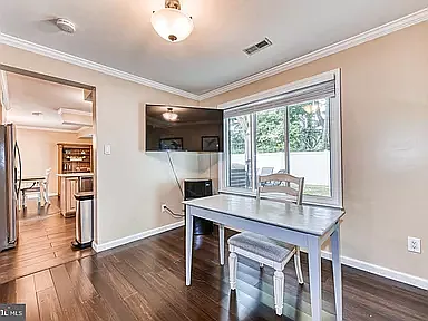 110 Hilltop Ct — Photo 10