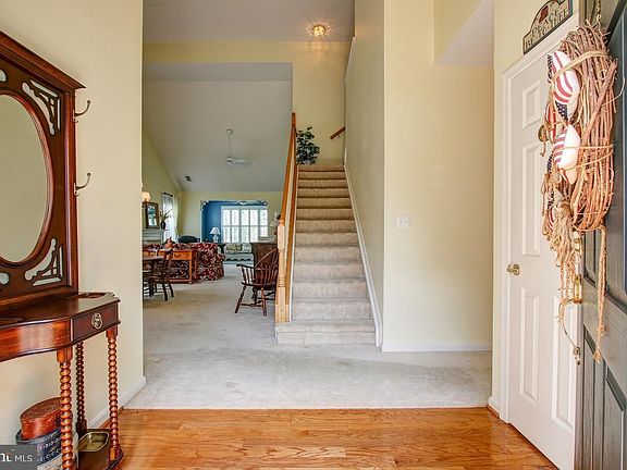 3rd image of 13696 Paddock Ct