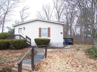 19 Canterbury Ln, Rockland, MA 02370