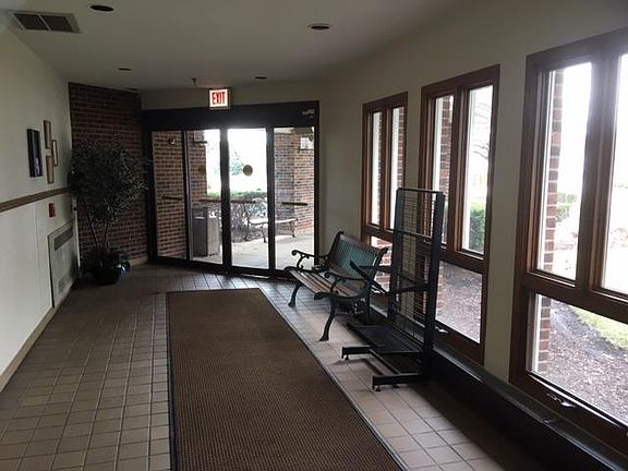 2nd image of 1141 Iroquois Ave APT 209