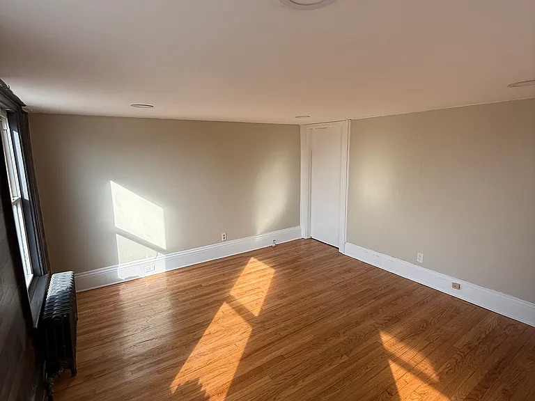 550 East St #1 — Photo 11
