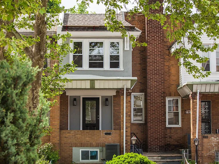 5837 Woodcrest Ave — Photo 1