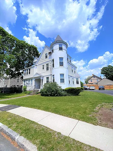 12 Muirhead St #2 Photo 1