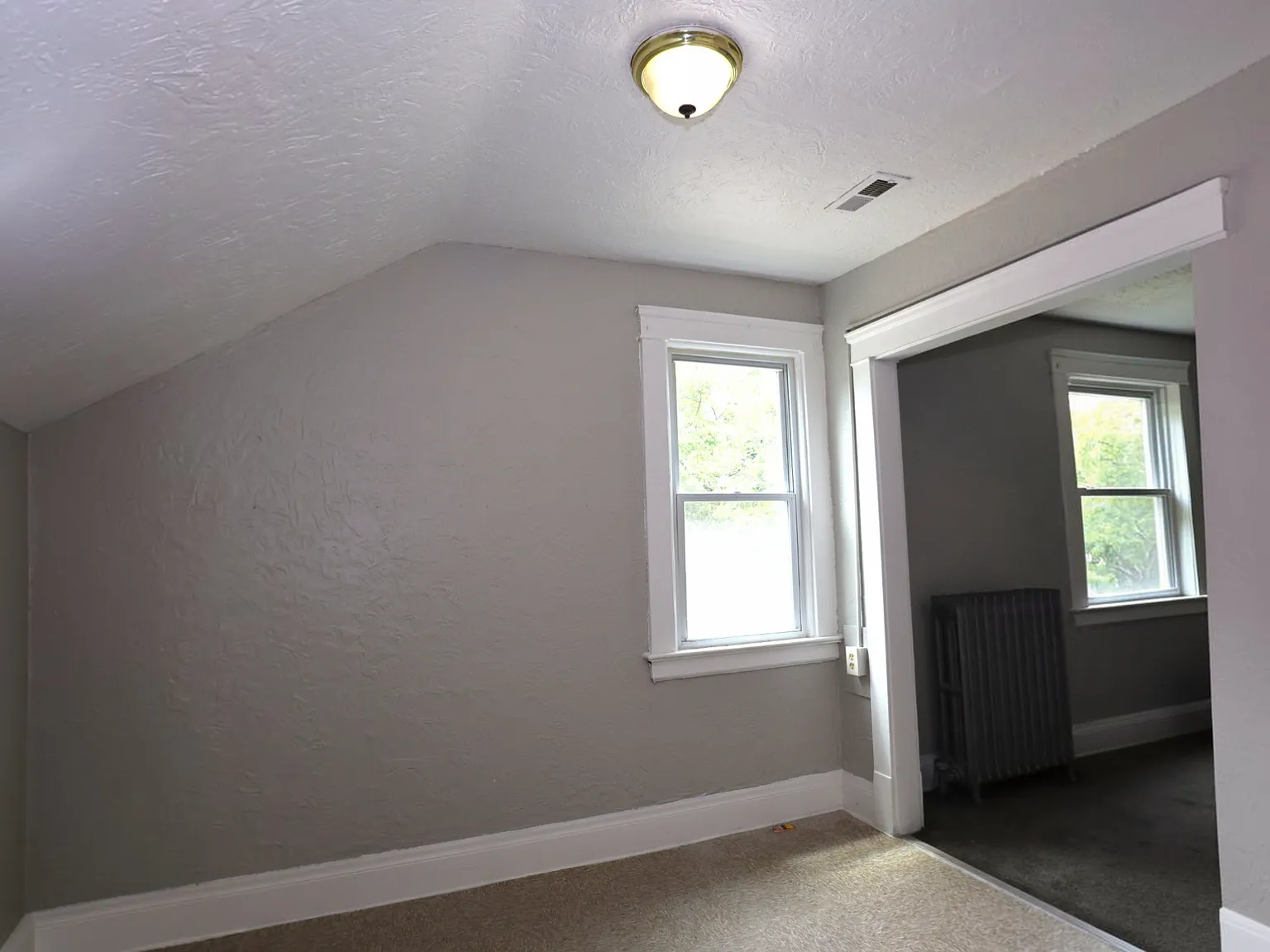2 bed, 1098 sqft, $900 — Photo 4