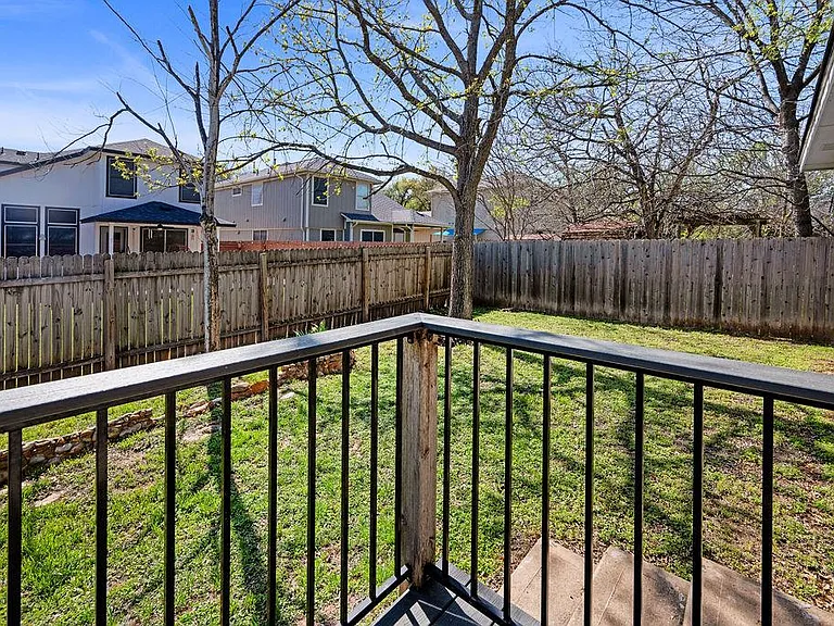 1001 Apple Cross Dr — Photo 28