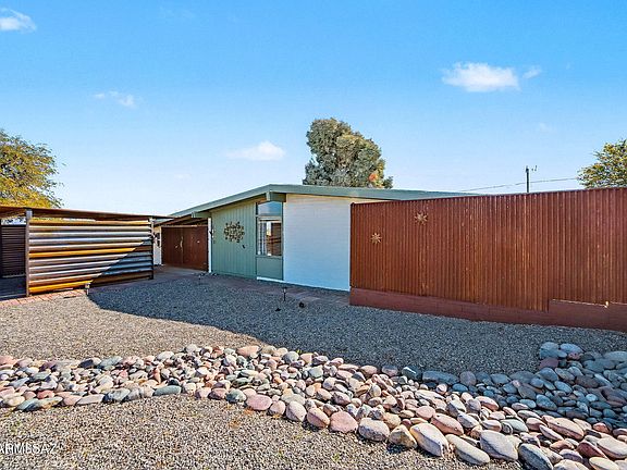 3rd image of 923 W 1ST Avenue