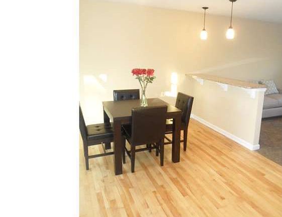 5th image of 106 Rosewood Dr