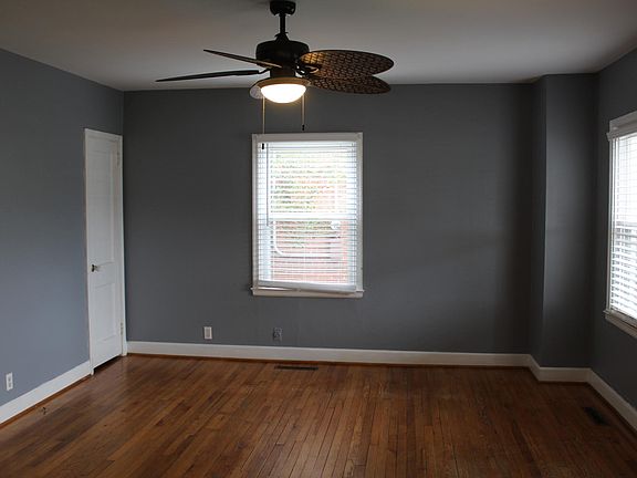 5th image of 3211 Arendell St