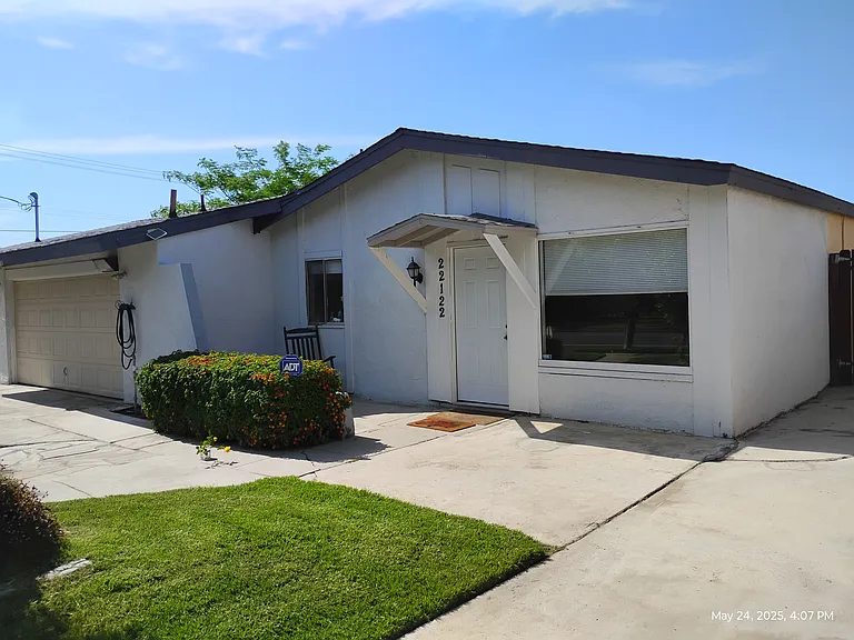 22122 Van Buren St — Photo 26