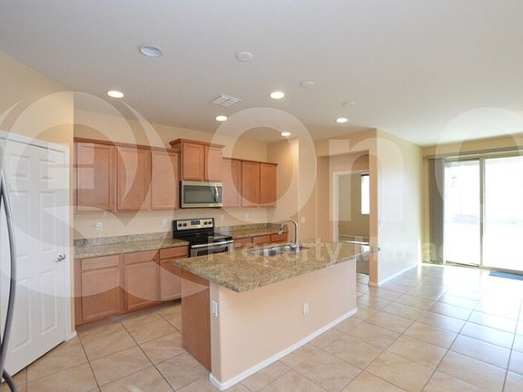 5th image of 1723 W Desert Spring Way