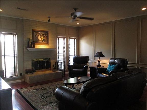 2nd image of 3640 Foxboro Ln