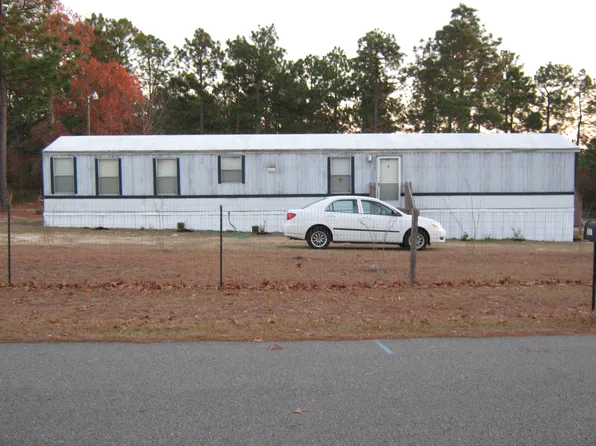 1037 Palmetto Sands Dr, Hartsville, SC 29550
