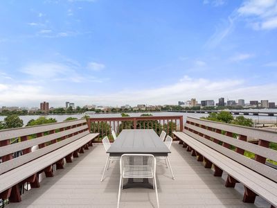 31 Bay State Rd APT 1, Boston, MA, 02215