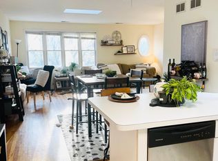 3407 N Seminary Ave APT 3, Chicago, IL 60657