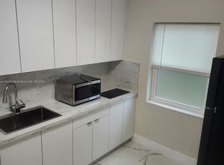 3130 NW 160th St, Miami Gardens, FL 33054