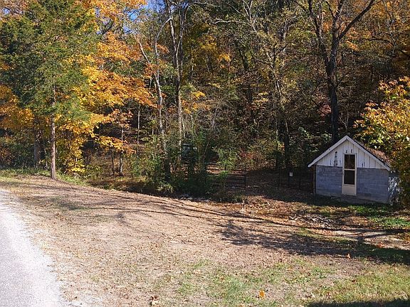 5th image of 10 Cedar Bluff Rd