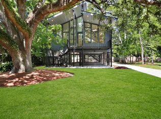320 Lamarque St, Mandeville, LA 70448