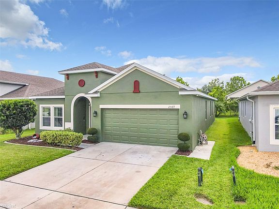 5th image of 2569R Eagle Bay Blvd