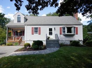 11 Violet Rd, Burlington, MA 01803