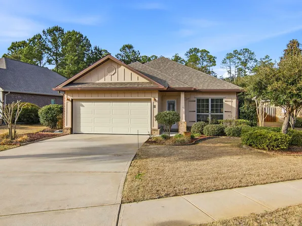 11 Hemingway Ln, Freeport, FL 32439