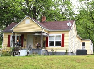 308 E Walnut St, Dyer, TN 38330