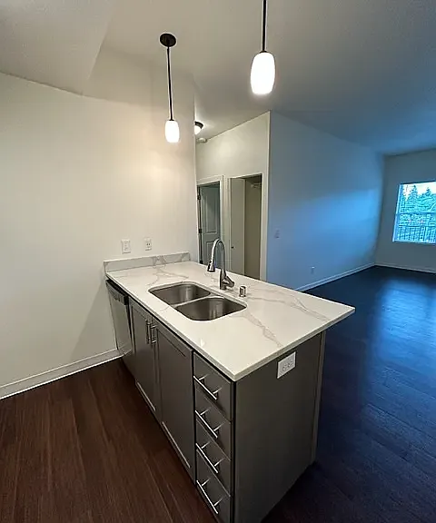 The Lavonne Apartments — Photo 27