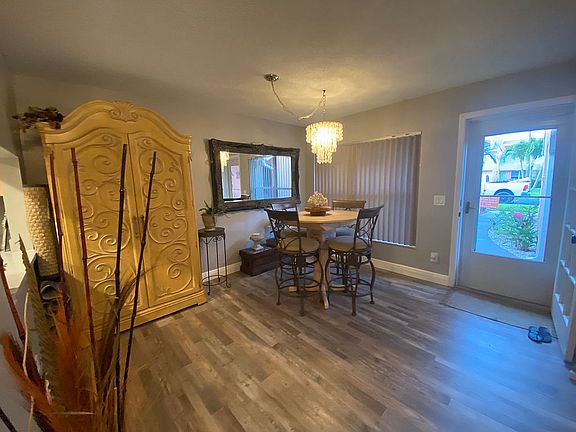Spacious separate dining