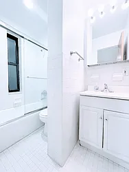 Rented by HOLTON REAL ESTATE INC.