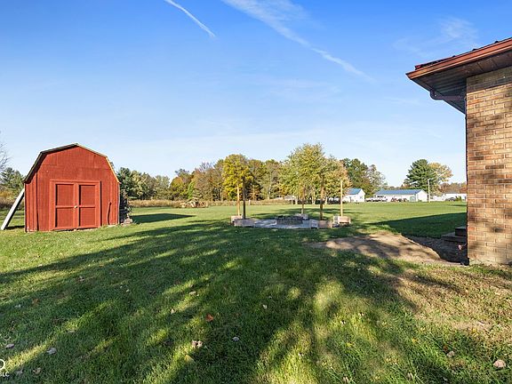 3rd image of 5710 E County Road 325 N