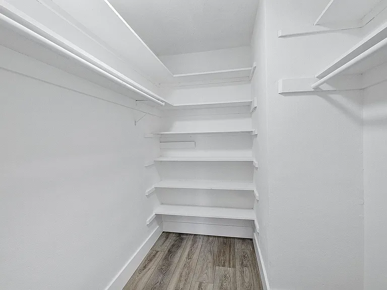 1302 NE 191st St #323A — Photo 17