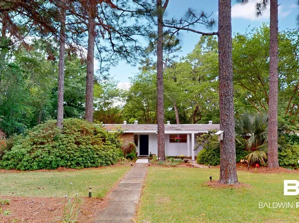 1075 Zurich St, Mobile, AL 36608