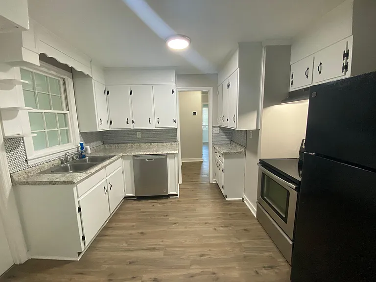 2211 Utah St — Photo 5