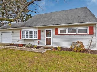 8 Wilden Dr W, Easton, PA 18045