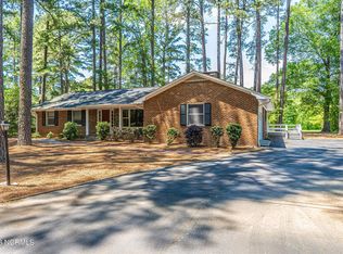 4 Fairway Ln, Whispering Pines, NC 28327