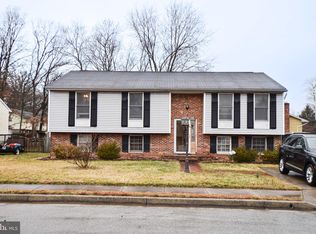 4 Urbanwood Ct, Essex, MD 21221