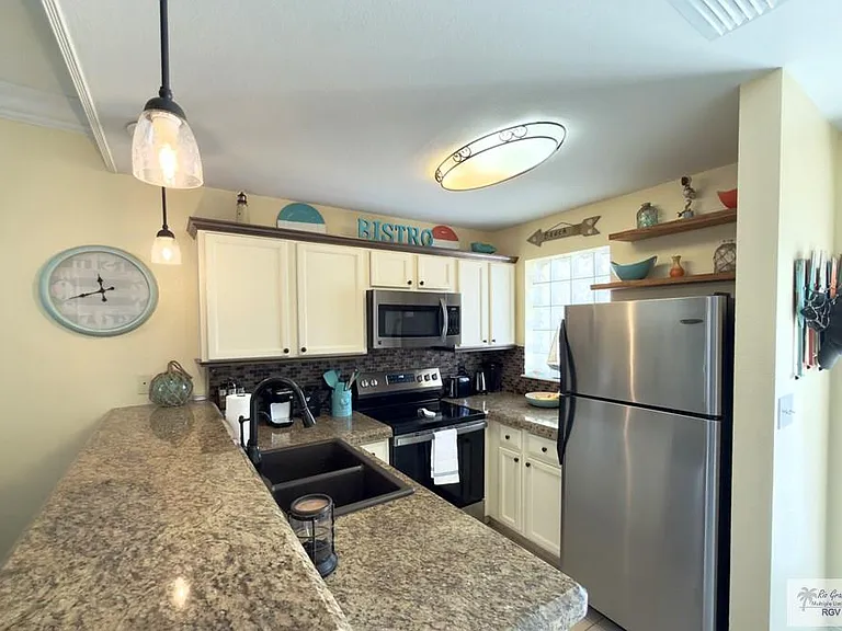 114 E Atol St #4 — Photo 6
