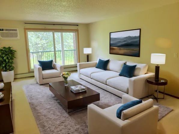 1700 Four Oaks Rd APT 232, Eagan, MN 55121