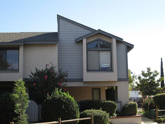 3rd image of 2135 E Valley Pkwy Unit 73
