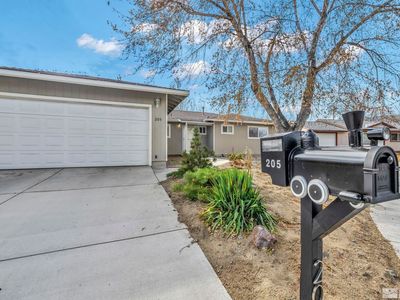 205 Pine Ln, Carson City, NV, 89706