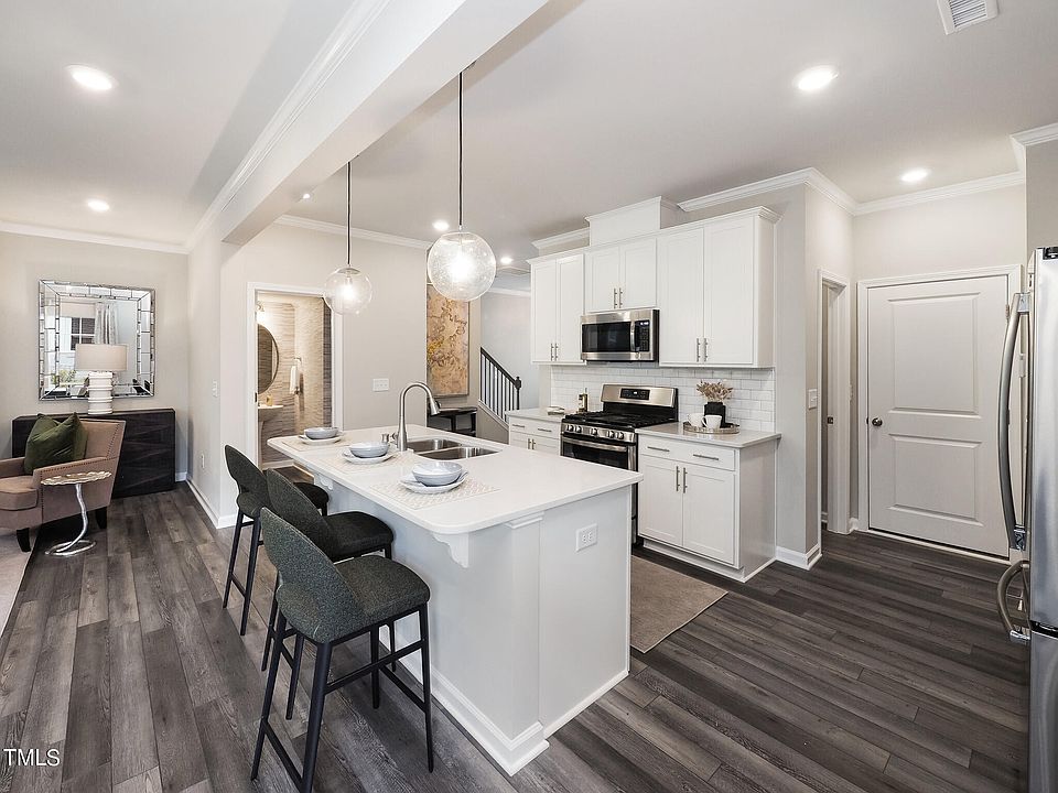 2nd image of 1825 Winter Jasmine Ln