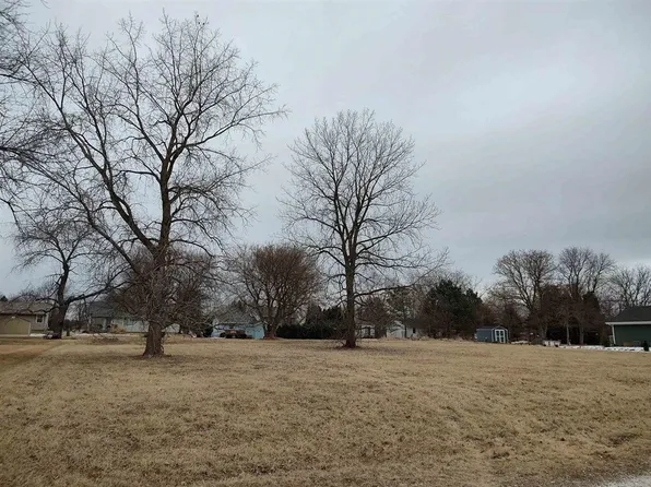 206 Benedict Dr SW, Poplar Grove, IL 61065