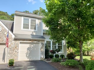 44 Bogey Cir, Doylestown, PA 18901