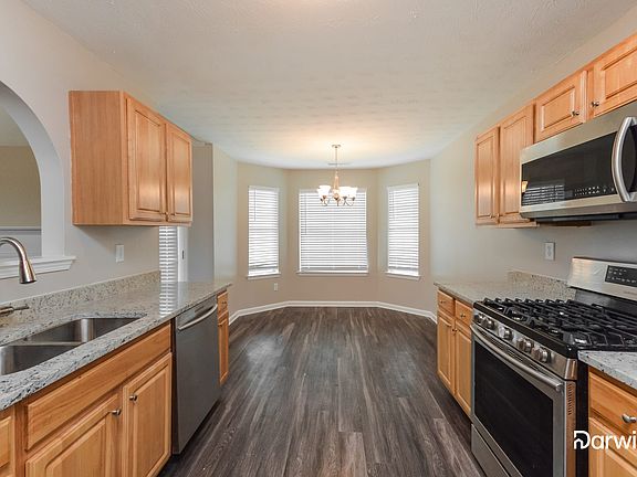 2nd image of 395 Spring Lake Ter